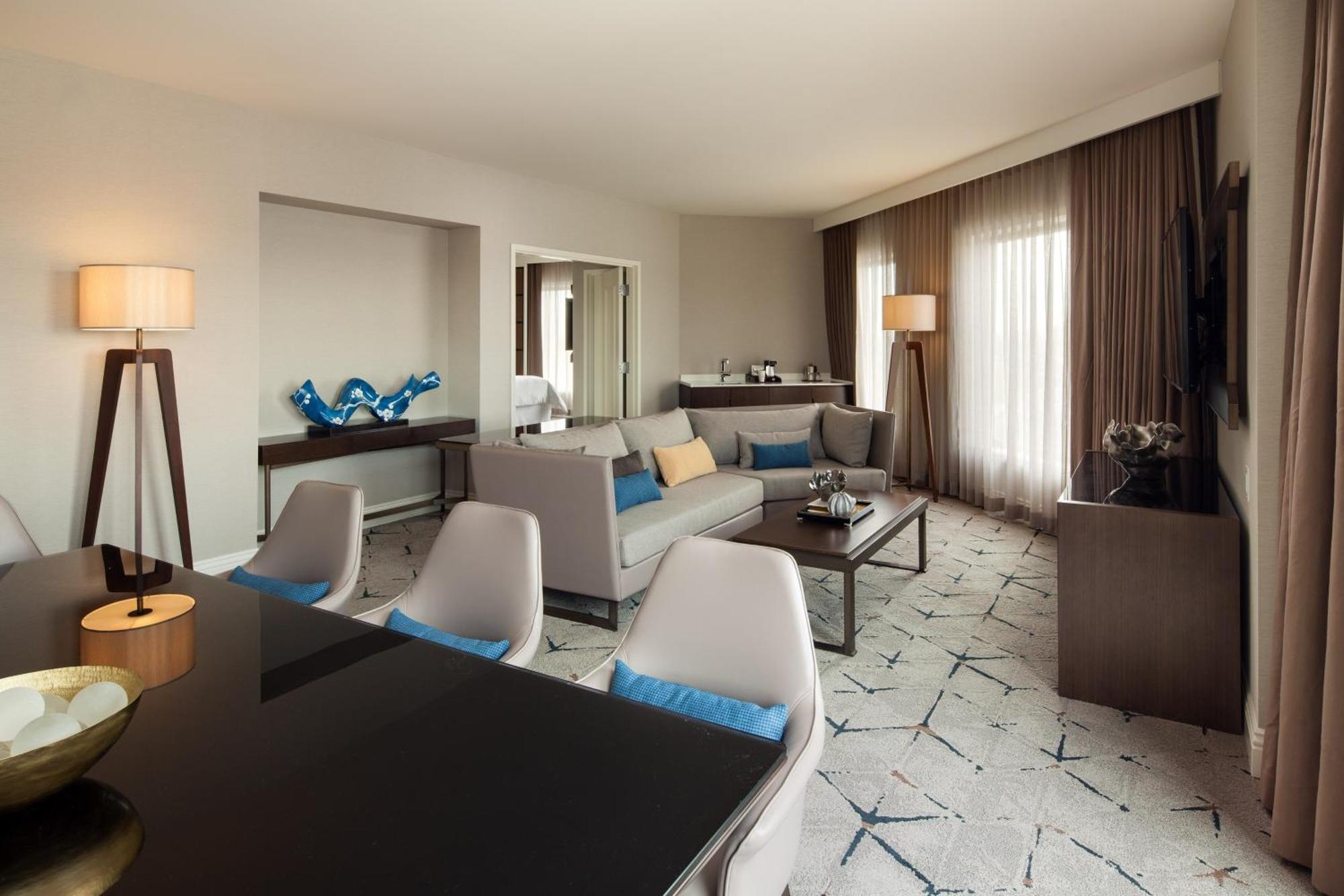 Sheraton Angeles 5* San Gabriel